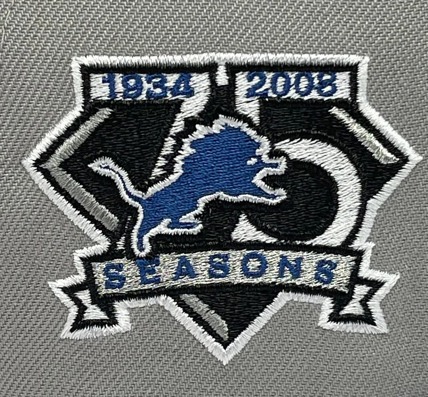 DETROIT LIONS (GREY)“75TH ANN" NEW ERA 59FIFTY FITTED