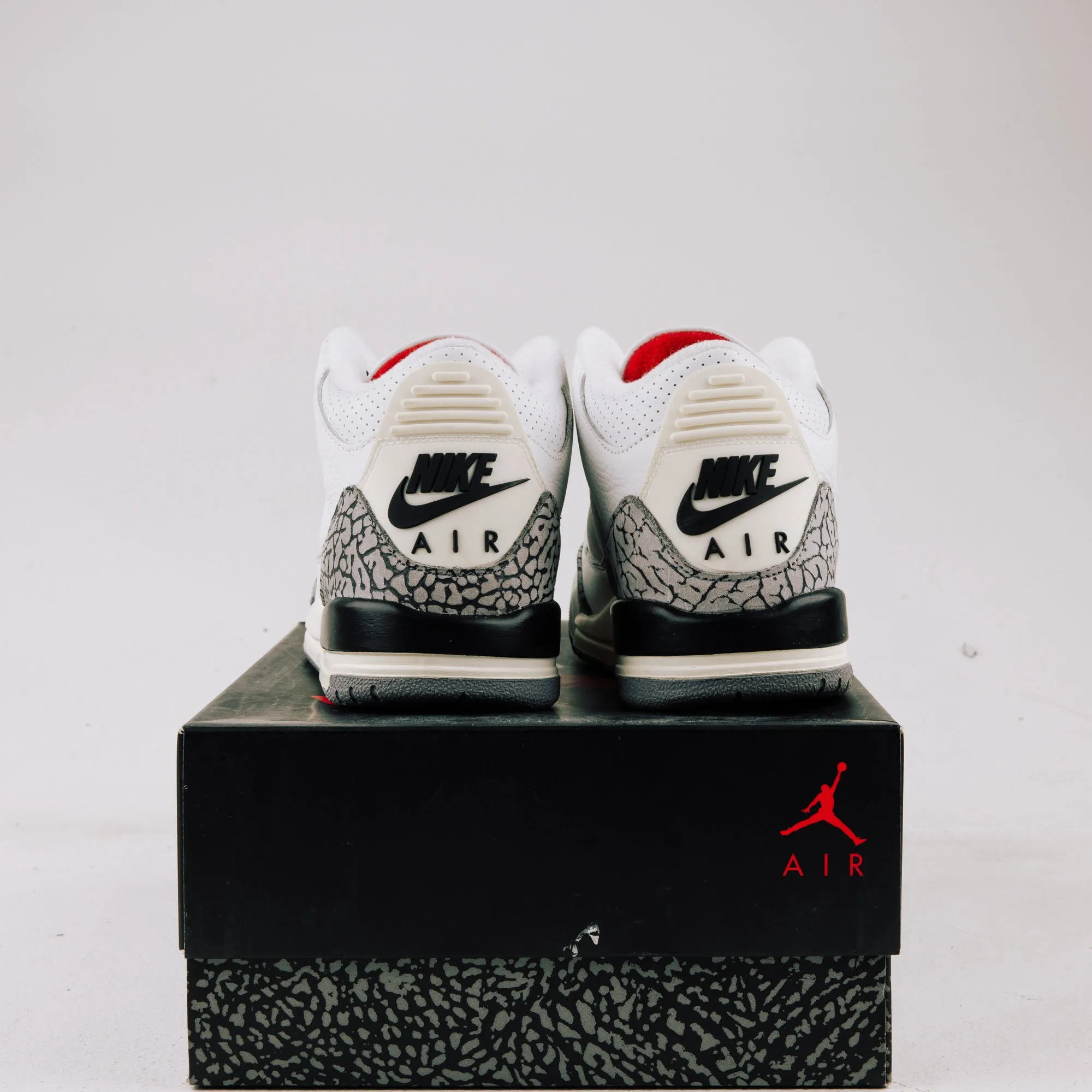Jordan 3 Retro Cardinal Red - Used - 0216
