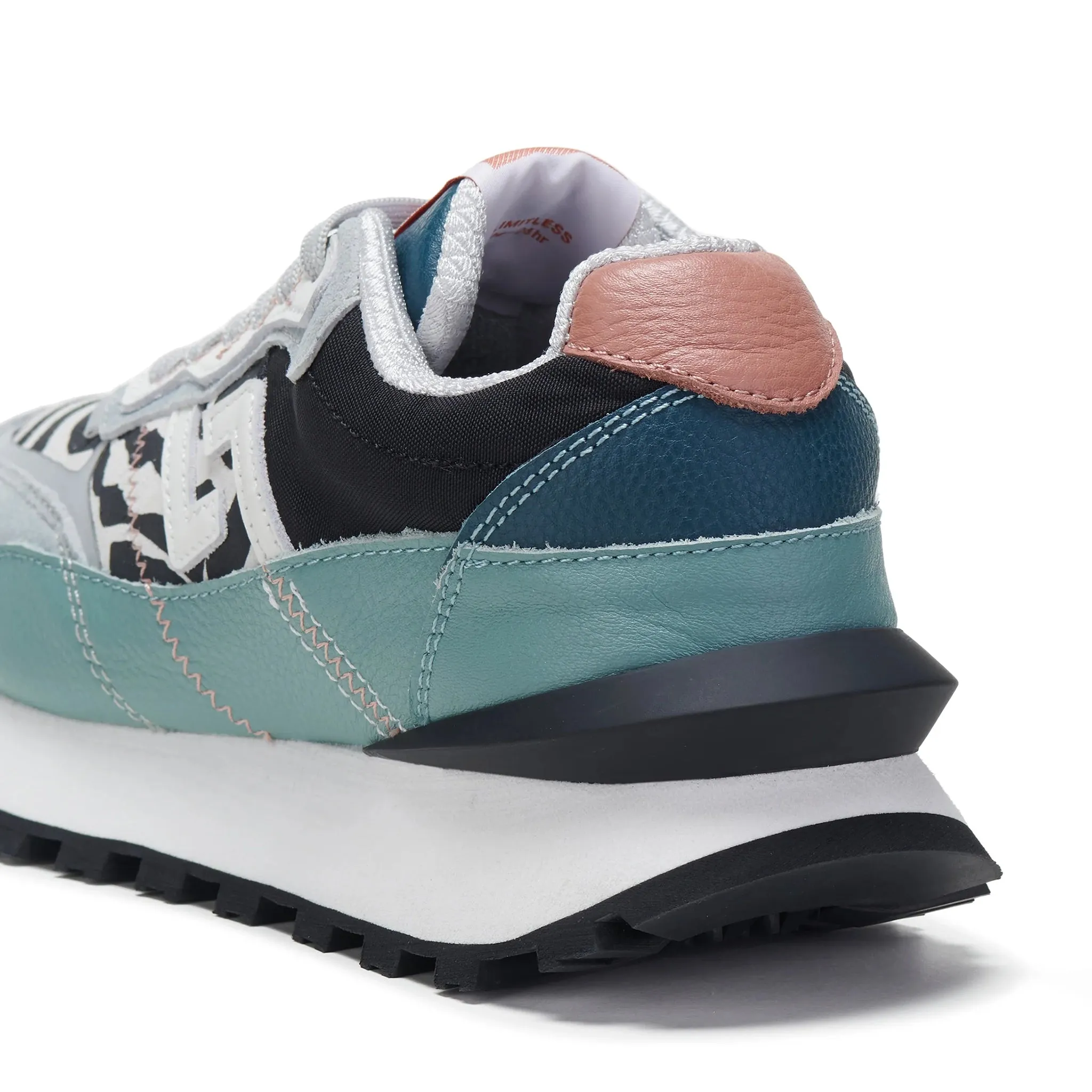 Kentu Zebra Sky Sneaker