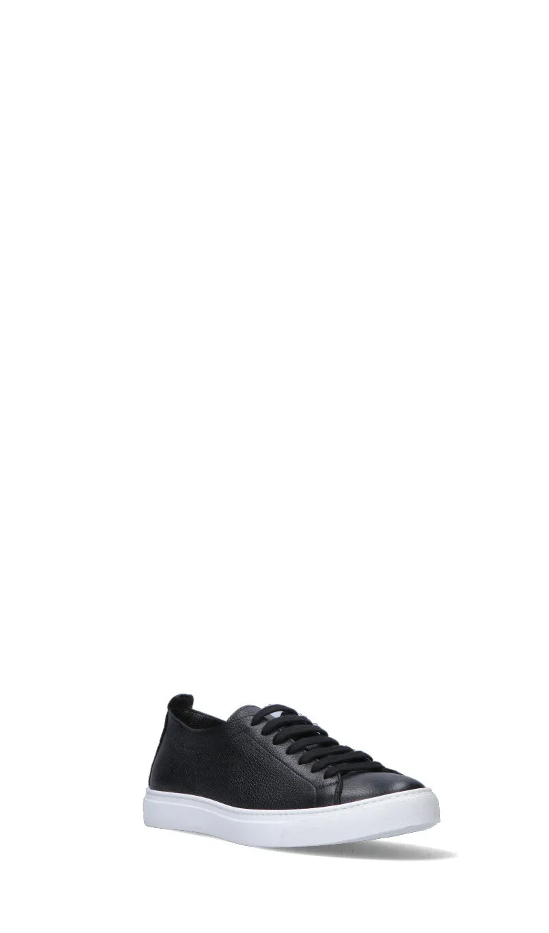 LORENZO TERRA Sneaker uomo nera in pelle