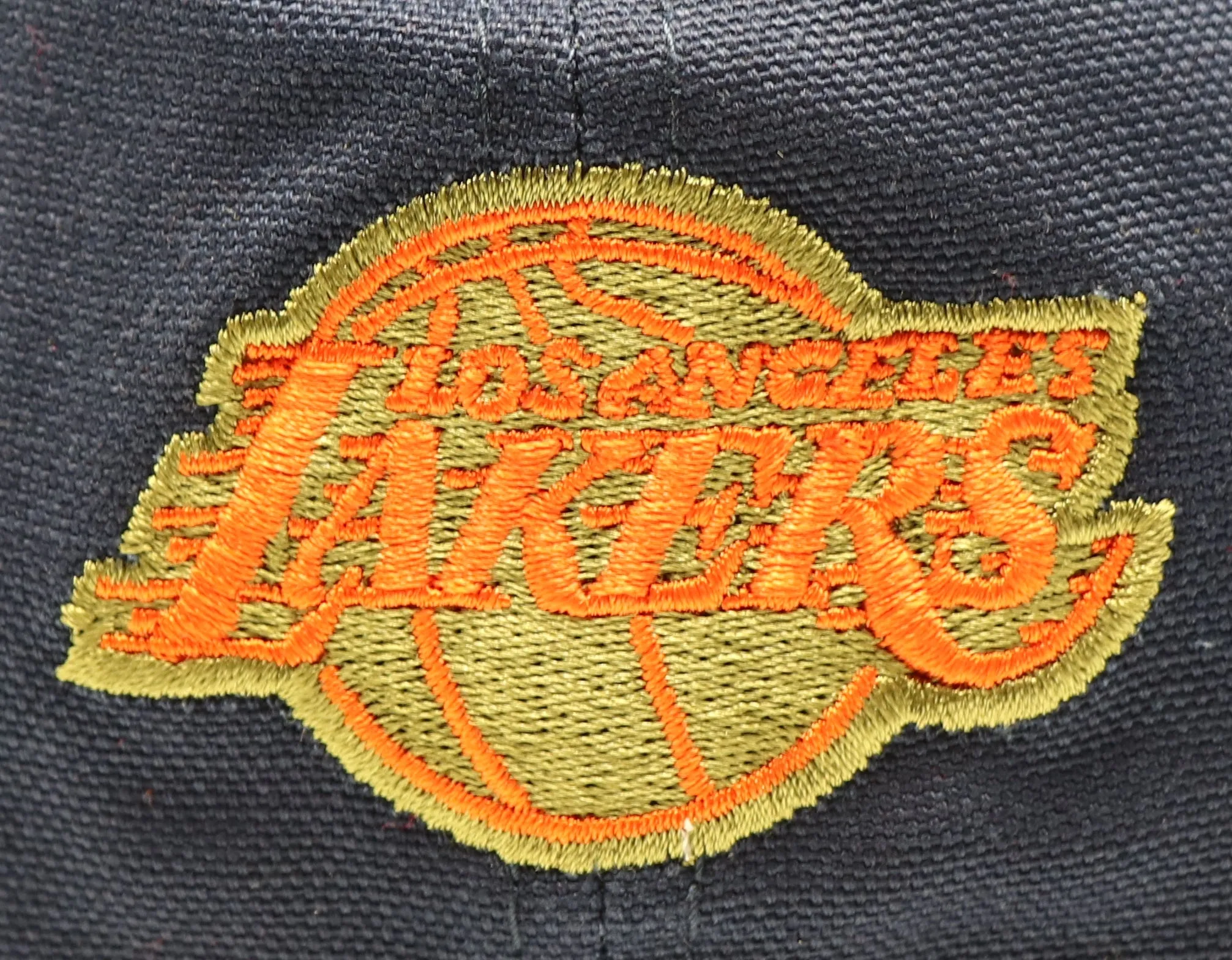 LOS ANGELES LAKERS NEWERA 59FIFTY FITTED (ORANGE UNDER VISOR)