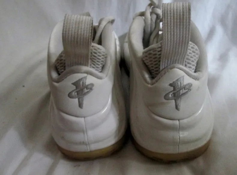 Mens Nike FOAMPOSITE ONE WHITE OUT 314996-100 Hi-Top Basketball Sneaker 10