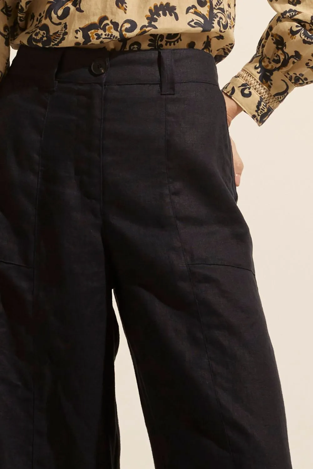 Signify Pant in Indigo