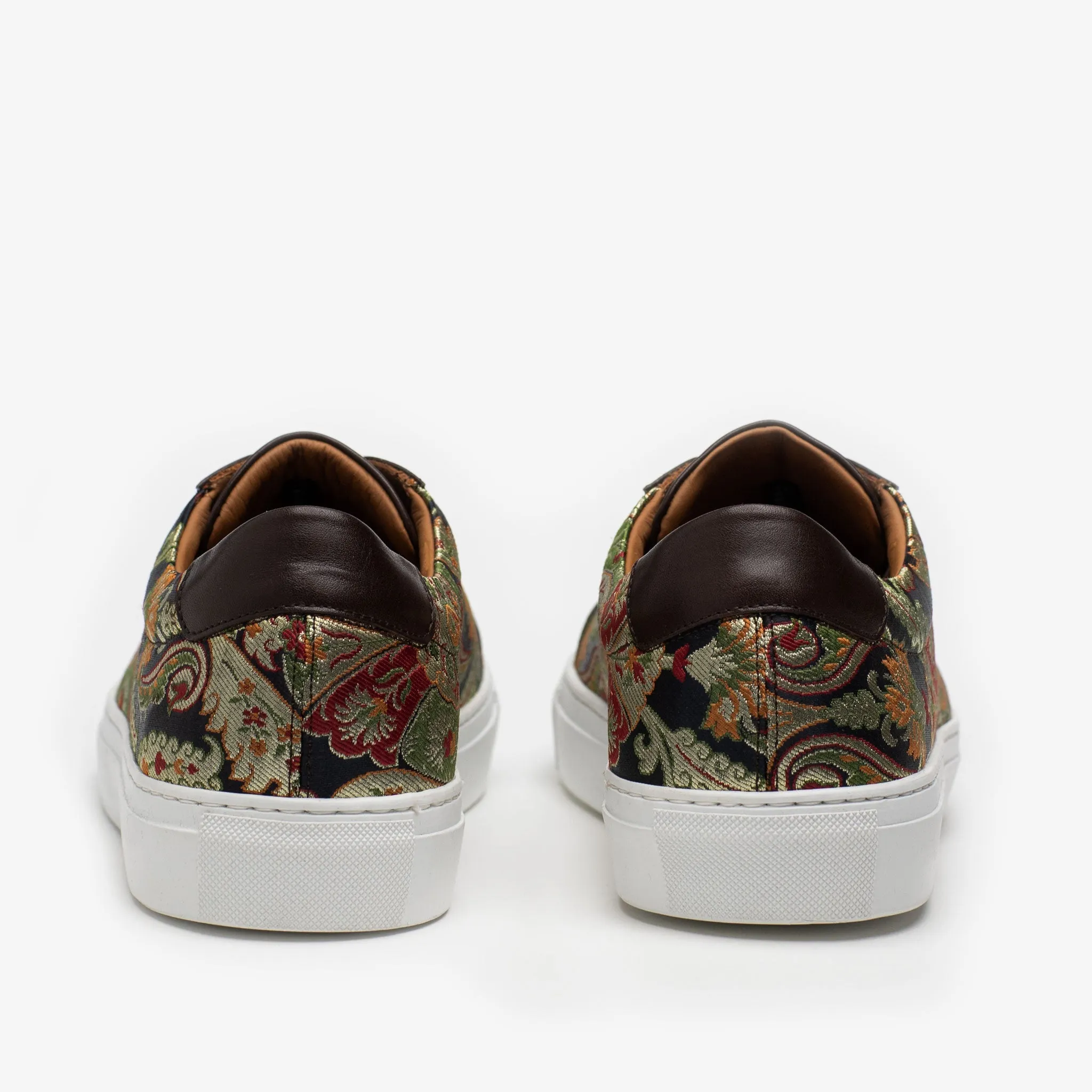 The Sneaker in Kashmir