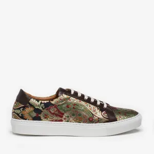 The Sneaker in Kashmir